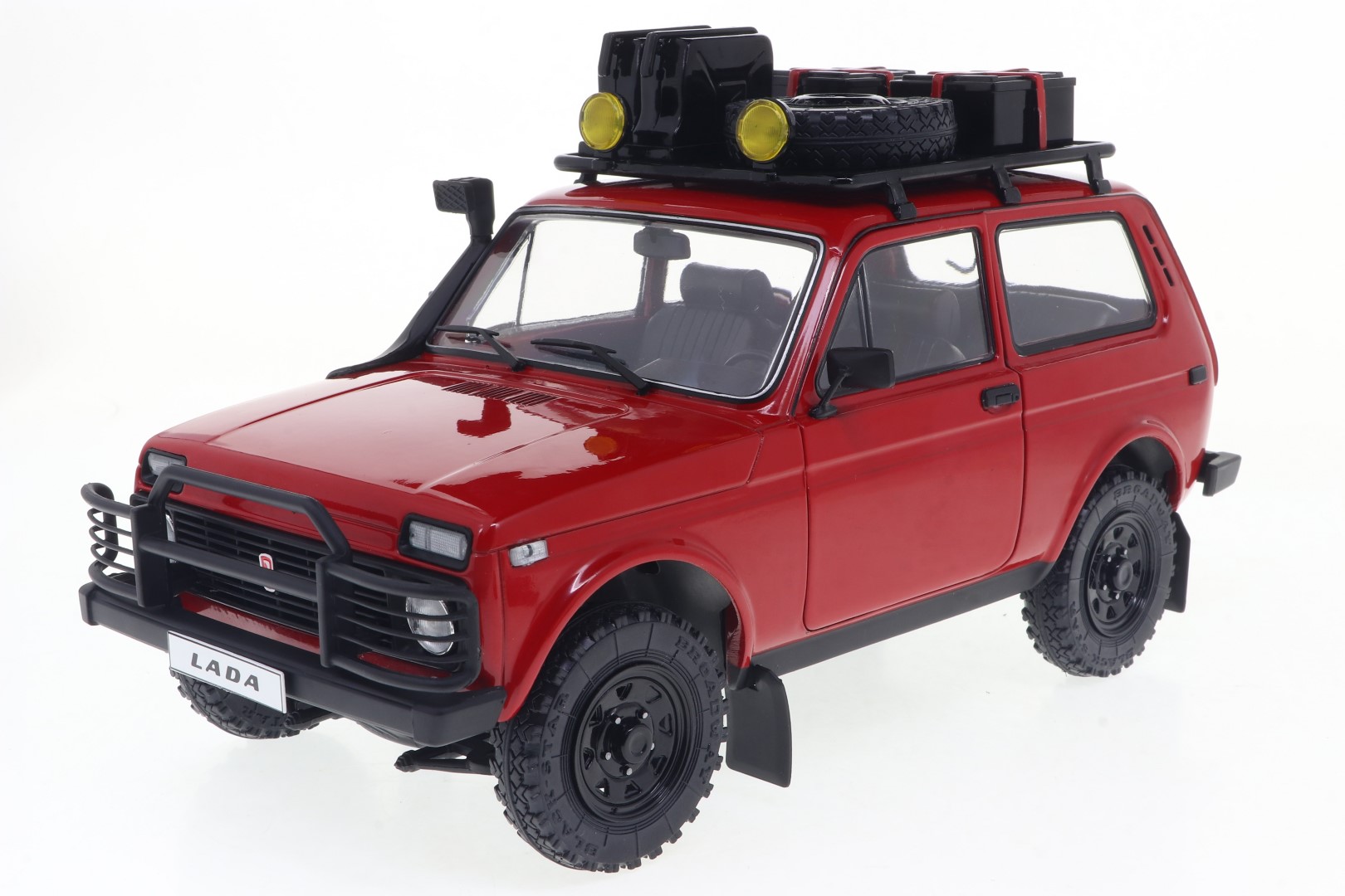 1:18 LADA NIVA RED 1980 - SOLIDO - S1807306