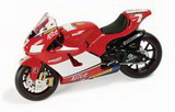 1:24 DUCATI DESMOSEDICI MARLBORO CHECA GP SPA 2005 - IXO - RAB105